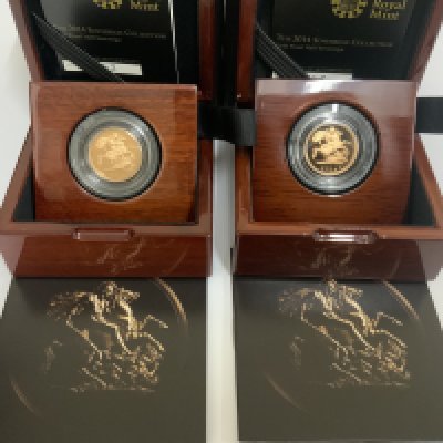 Royal mint Queen Elizabeth II 2014 gold proof half sovereign x 2 (A)
