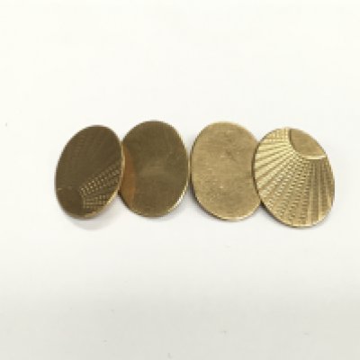 A pair of 9ct gold cufflinks. 6.50g Postage A