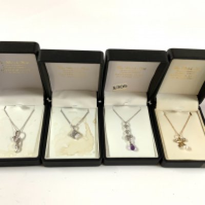 9ct gold stone set pendants and chains. (A)
