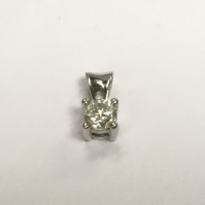 A 9ct white gold diamond pendant, approx .20pts and approx 0.5g. Shipping category A.