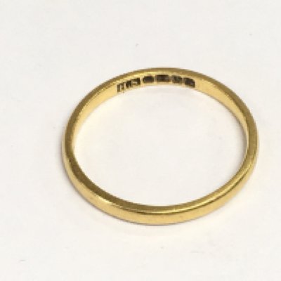 A 22ct gold wedding band, approx 2g and approx size L-M. Shipping category A.