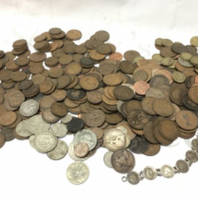 British Coins including early 20th century pennies, Florins, half crowns , three pence Etc. Postage category b