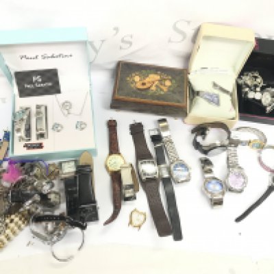 A large collection of assorted fashion watches including Ben Sherman and seksy etc Postage B