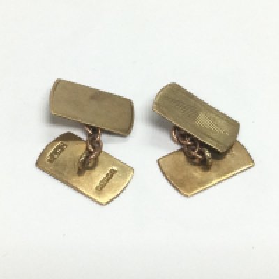 A pair of 9ct gold cufflinks, approx 4.2g. Shipping category A.