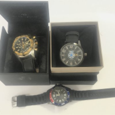 3 Gents watches including Sekonda, boxed Reef Tiger, Torenso Giovanni - all seen working