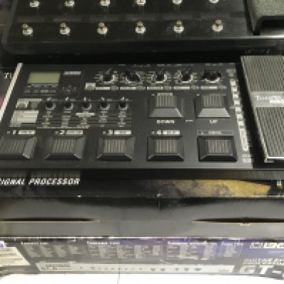 A boxed Korg AX3000G Toneworks effects processor board.