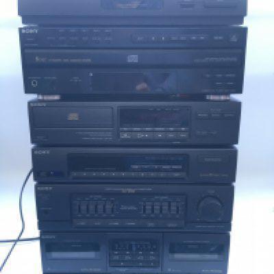 A Sony stacking hi-fi system and a pair of Sony speakers. Comes with remote controls.