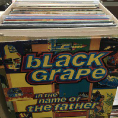 A box of 12" singles and some LPs including coloured vinyl and promo discs, mainly dance music titles.