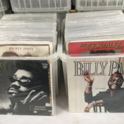 Two boxes of soul, funk and disco 12" singles by various artists including Quincy Jones, Barry White, Cameo and many more.