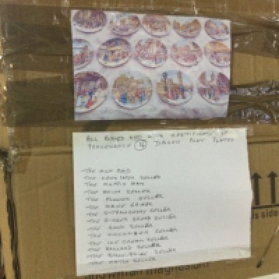 A box containing Davenport collectors plates as listed. This lot cannot be posted