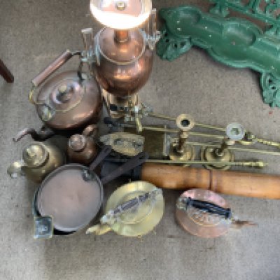 A mixed lot of brass and copper to include a copper Samova in the form of a Grecian urn. NO RESERVE