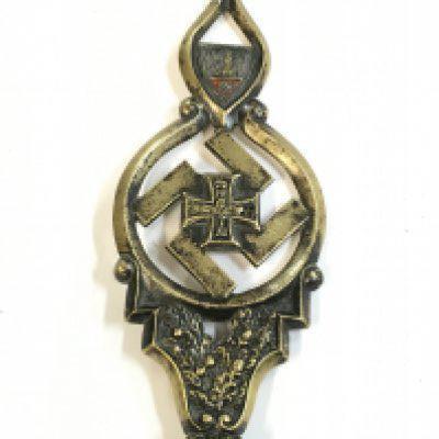 A Third Reich Kyffhauserbund Veterans Association banner top . 27cm tall. Postage category B