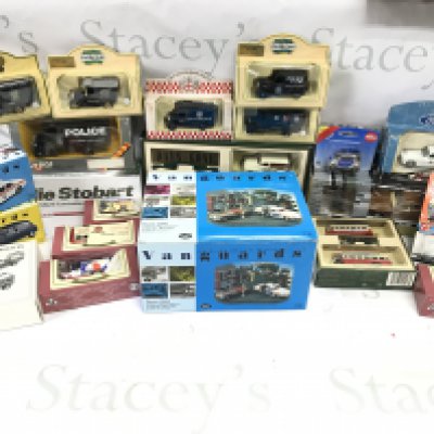 A collection of assorted die cast vehicles including Vanguards Corgi classics and matchbox etc. Postage B