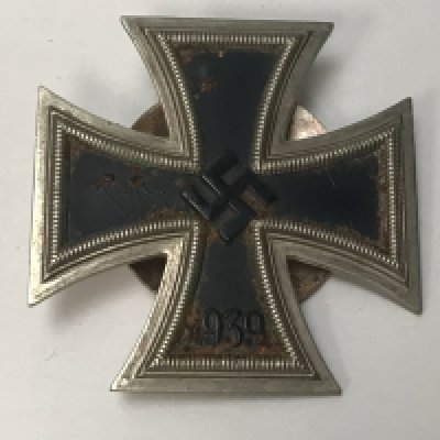 A German Third Reich Iron Cross 1939 with screw back stamped L/21