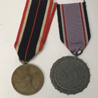 A German Third Reich Air Raid Defence Medal Second Class and a civilian merit metal (2)