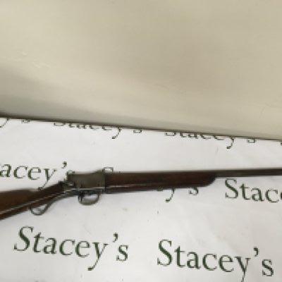 A Single barrel under leaver Greeners GP shot gun 12bore with a 31 inch barrel serial number 40548. PLEASE NOTE A SHOTGUN LICENCE IS REQUIRED TO BUY THIS LOT VIEWING AND COLLECTION IS BY APPOINTMENT ONLY.