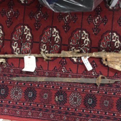 A WW1 rediscovered relic retrieved from the ground of the Somme battle field, possibly an Enfield 303 rifle with bayonet. This lot cannot be posted