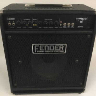 A Fender Rumble 75 bass amplifier and cover.