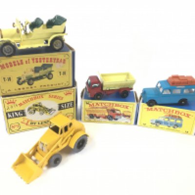 A Collection of 4 Boxed Matchbox Vehicles. Including a Weatherill Hydraulic Shovel. A Safari Land Rover. Etc.
