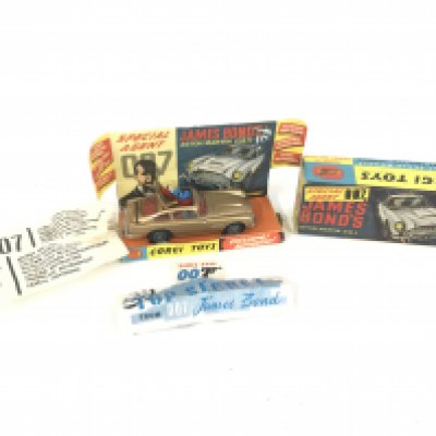 A Boxed Corgi James Bond Aston Martin D.B.5 #261.