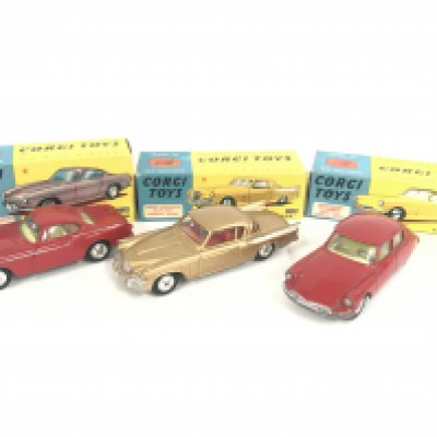3 X Boxed Corgi Vehicles. A Volvo P.1800 #228. A Studebaker #2115 and a Citroen D.S.19 #2105.