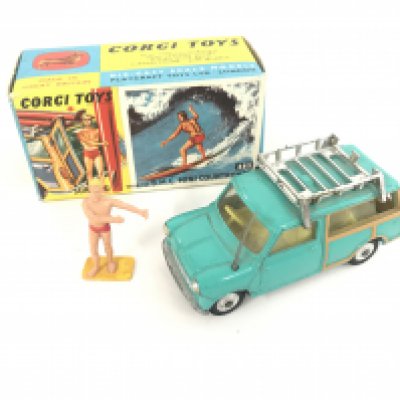 A Boxed Corgi Surfing With The B.M.C Mini Countryman. #485. No Surf Boards.
