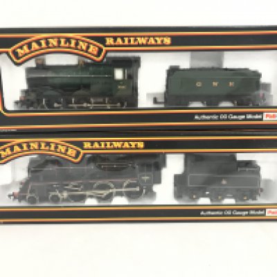 2 X Boxed 00 Gauge Locomotives. A 4-6-0 Standard Class 4 Loco #37053 and a 0-6-0 2251 Class Collett Loco #37-058.