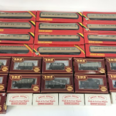 A Collection of Boxed Hornby 00 Gauge Coaches and Airfix Wagons.