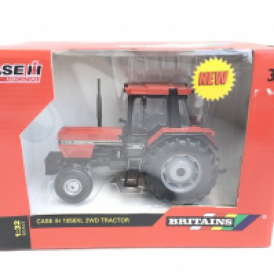 A Boxed Britains Case IH 1056XL 2WD Tractor #42793. NO RESERVE