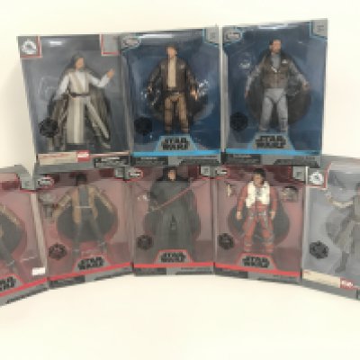 8 Boxed Star Wars Elite Figures.