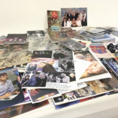 A collection of a wide variety of Dr.Who memorabilia includes postcards..episode guides..photos..coasters..vinyl sticker .. bookmarks..posters plus numerous other items.