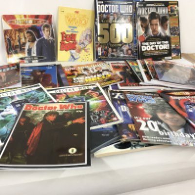 A collection of Dr. Who Magazines and other Dr Who books