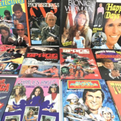 A Collection of Various Children̢&#2013266057&#2013265922&#2013266146s Tv and Film Annuals. No Reserve.