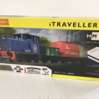New and boxed Hornby iTraveller 6000. 00 gauge train set. R1271
