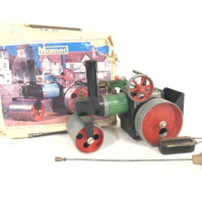A Boxed Mamod Steam Roller 1 A. Box is worn.