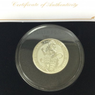 2oz silver queens beast coin. Postage B