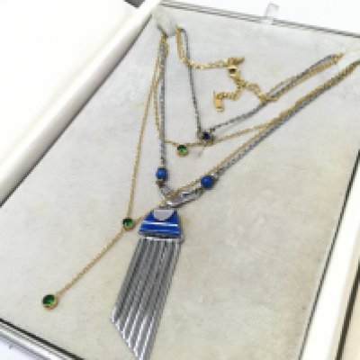 An art deco necklace, Bakerlite and chrome and a 18k gold plated necklace . Postage category B