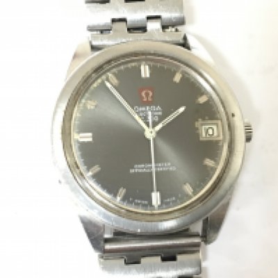 A Gents Omega Electronic f300 Automatic gents watch circa 1970 with a silver grey dial split second outer edge batons date aperture stainless steel original strap and clasp with original box seen working.