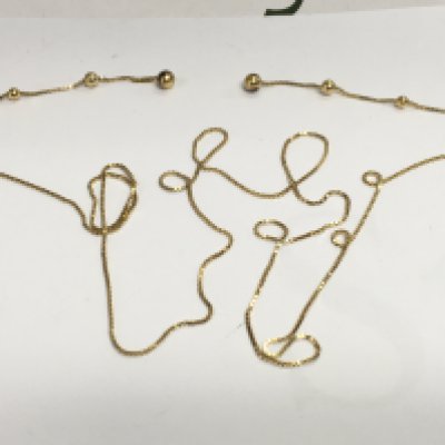 An 8ct gold chain. 8.44g Postage A