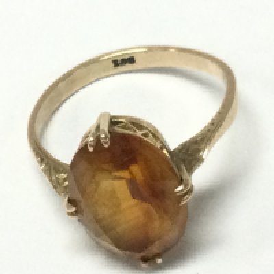 A 9ct gold ring, 1.8g total weight . Size I/H. Postage catA