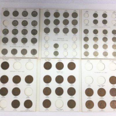 Wo coin books of GB coinage including some pre 1947 examples. Shipping category A.