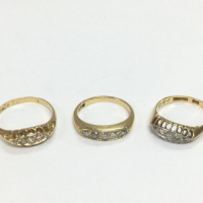 Three 18ct gold five stone diamond rings, approx sizes K, P and M. Total approx 8.9g. Shipping category A.