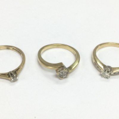 Three 9ct gold solitaire rings, approx sizes O, M and P. Total approx 7g. Shipping category A.