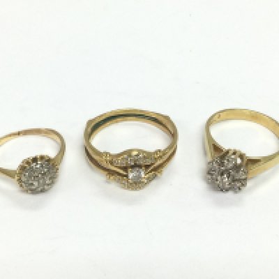 Three unmarked gold diamond cluster rings, approx sizes L, H and Q. Total approx 11.5g. Shipping category A.