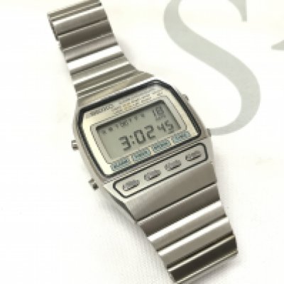 A Seiko 80s chronograph digital watch , postage category A