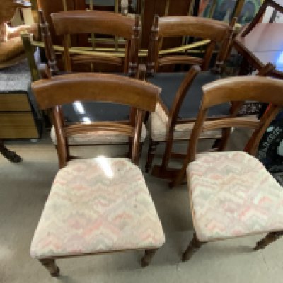 A set of 6 early Victorian dining chairs.