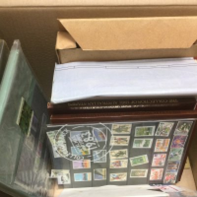 A box of GB and world stamps, loose and in albums. Shipping category D.- NO RESERVE