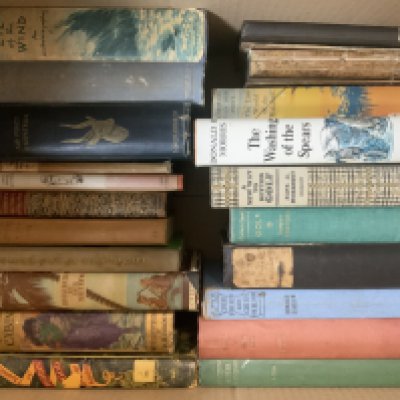 A good collection of vintage and antique books. To include Janes fighting ships, Wilfred Pickles signed copy between you and me etc.