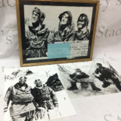 Three autographs of Sir Edmund Hillary . This lot can be posted without the frame. Postage category B
