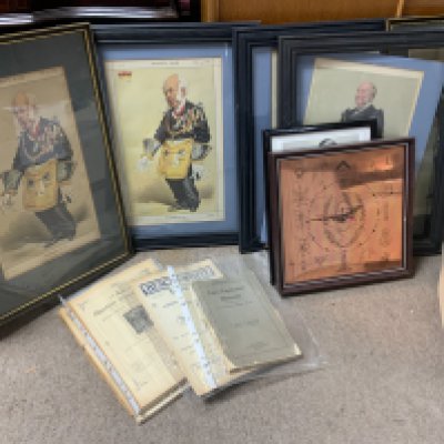 A large collection of vintage SPY and Vanity Fair prints. Some framed examples etc.